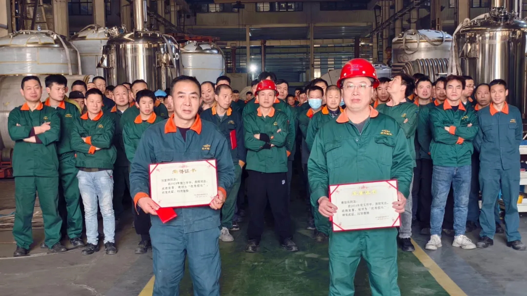 鎮(zhèn)田機(jī)械2024年優(yōu)秀員工頒獎(jiǎng)儀式圓滿舉行(圖2) 鎮(zhèn)田機(jī)械2024年優(yōu)秀員工頒獎(jiǎng)儀式圓滿舉行(圖2)